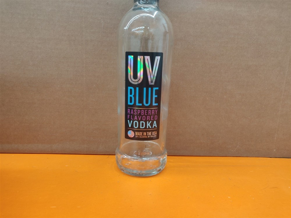 ⭐️⭐️⭐️⭐️⭐️ EMPTY 750mL UV Blue Raspberry Clear Glass Bottle for Crafts/Décor