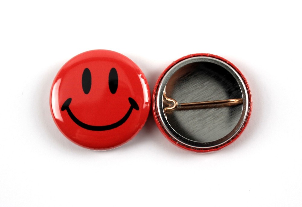 25 Pack - Classic Smiley Face Pinback Buttons - 1 Inch