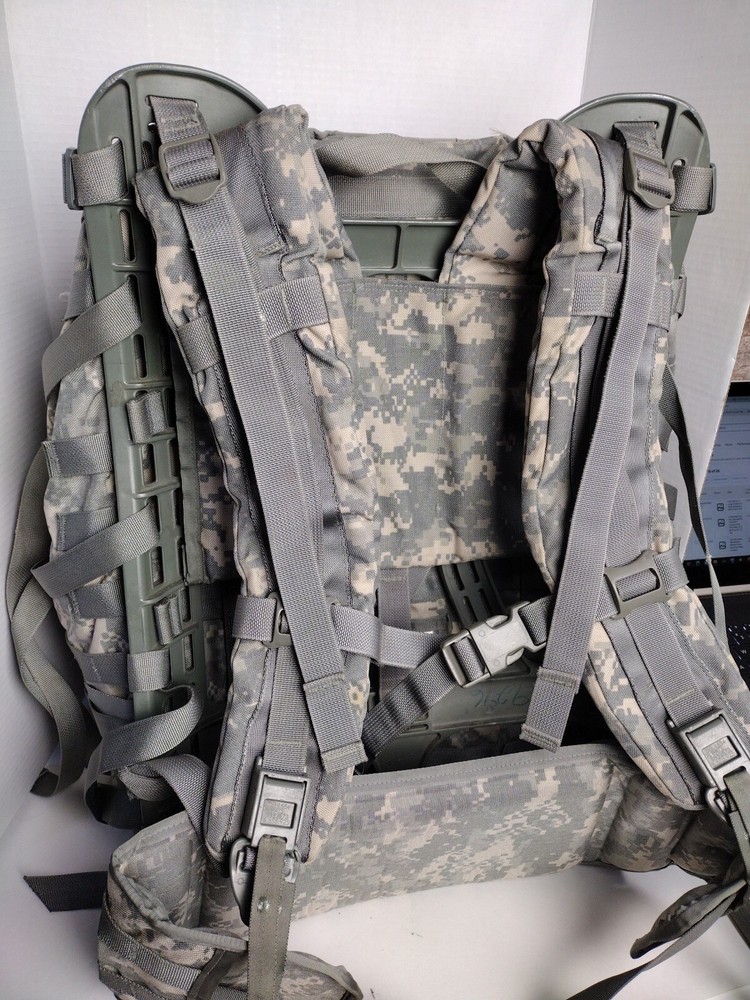 Military Issue USGI MOLLE II Large Rucksack Pack Backpack with Frame