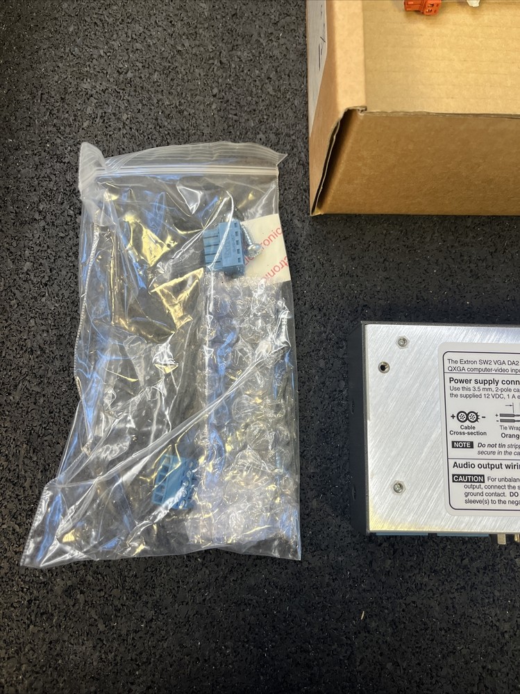 NEW - Extron SW2 VGA DA2 A Video Switcher