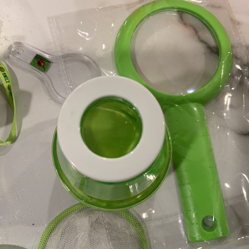 Kids Bug Catcher Kit Binoculars, Magnifying Glasses, Bug Container, Nets, Insect