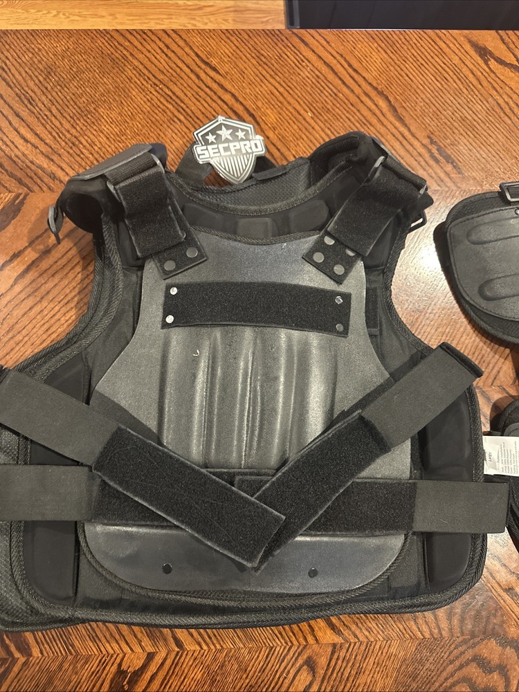 Brand New SecPro Riot Upper Body Protection & Shoulder Protector Medium/Large