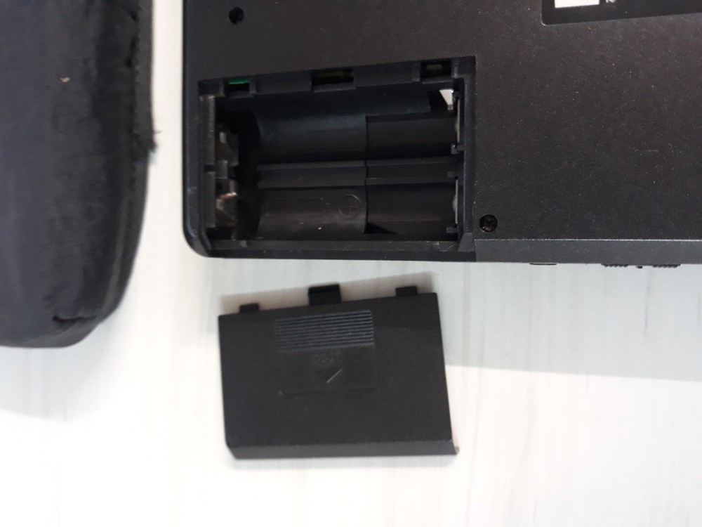 Technics SL-XP300 CD Player Discman CD Walkman not working Black