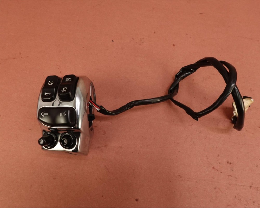 17-24 Harley FLHTCUTG Tri Glide Ultra Left Control Headlight Switch