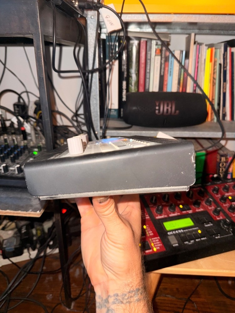 access virus snow desktop synthesizer custom black trim