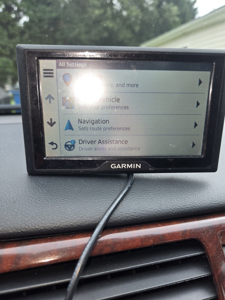 2016 Garmin Maps 5-5 display