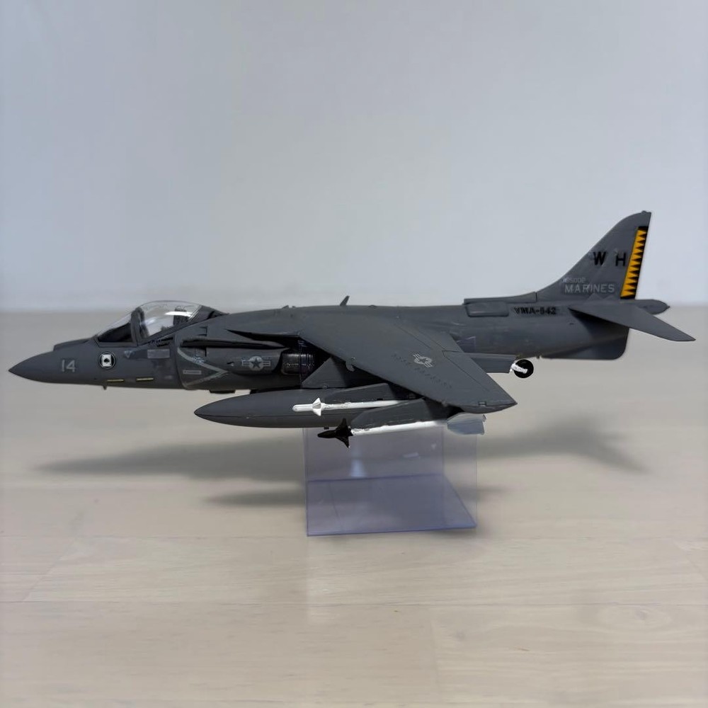 Assembled U.S.M.C Av-8B Harrier Ii Plus Plastic Model Completed 2 Japan