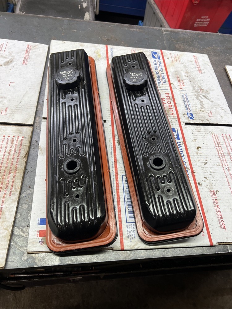 OEM Mercruiser 5.7 vortec valve covers