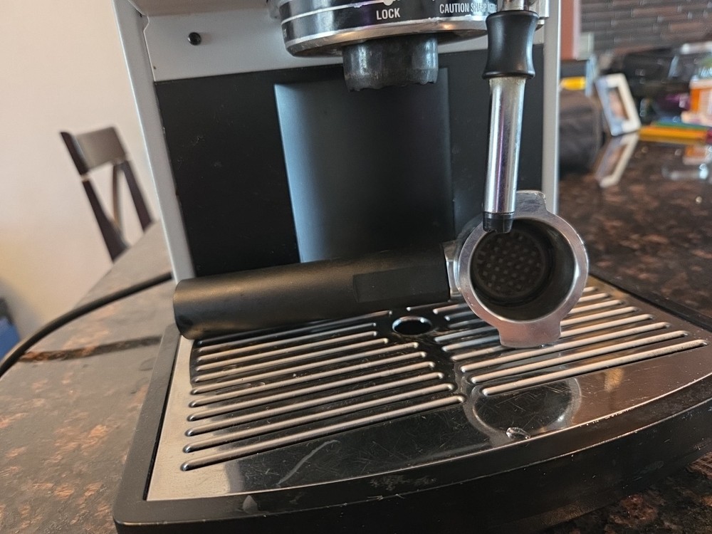 Nespresso D300 Coffee Machine