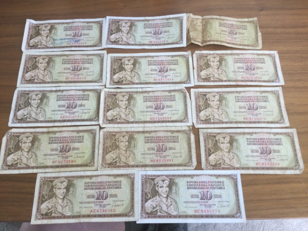 14 x 10 Yugoslavia dinara banknotes dated 1981