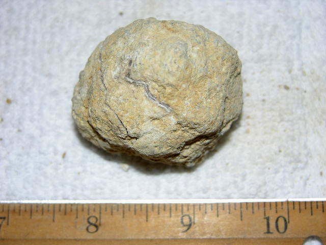 Geode pair opened with crystal centers 2 inch G27