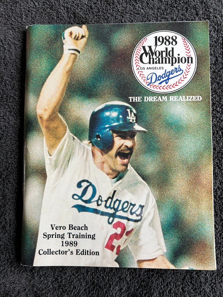 1989 LOS ANGELES DODGERS SPRING TRAINING MAGAZINE NICE GRADE M323