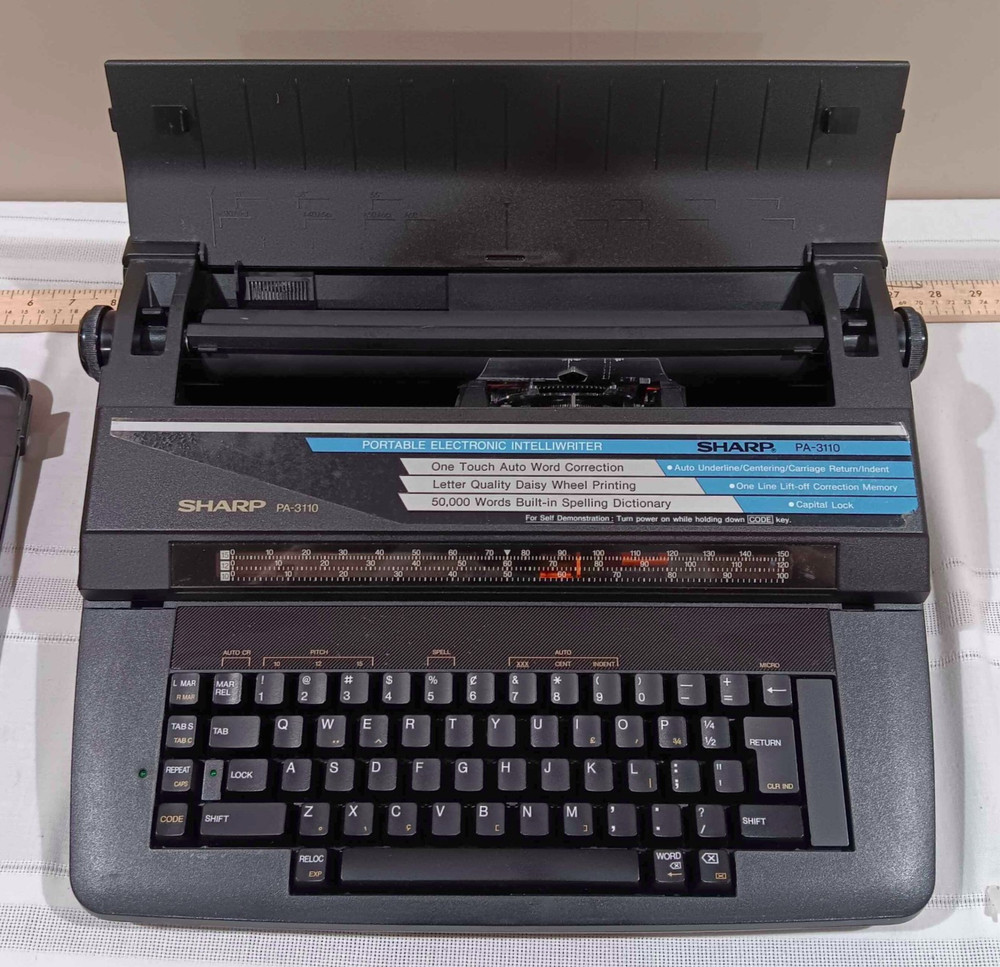Sharp Portable Electronic Intelliwriter Model PA-3100 II With Box & Manual