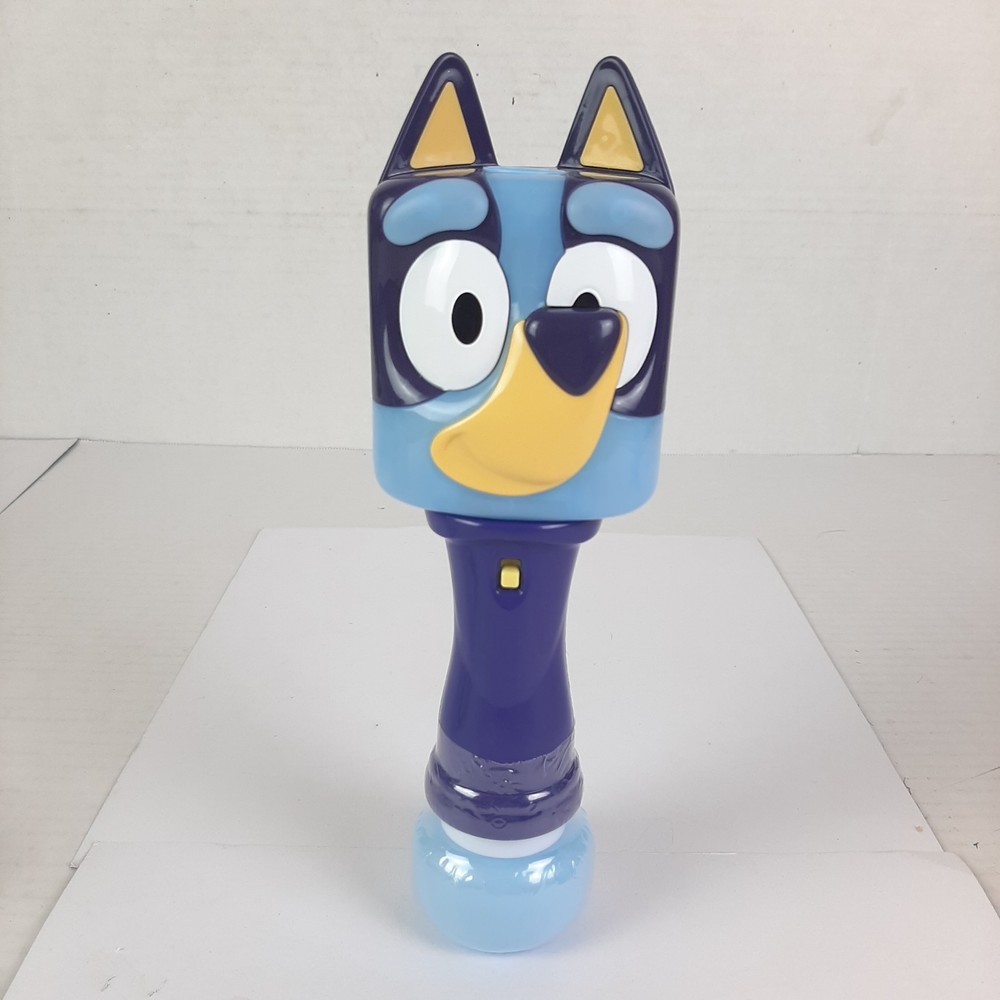 Bluey Bubble Blower Toy. New Without Tags. Ages 3+.