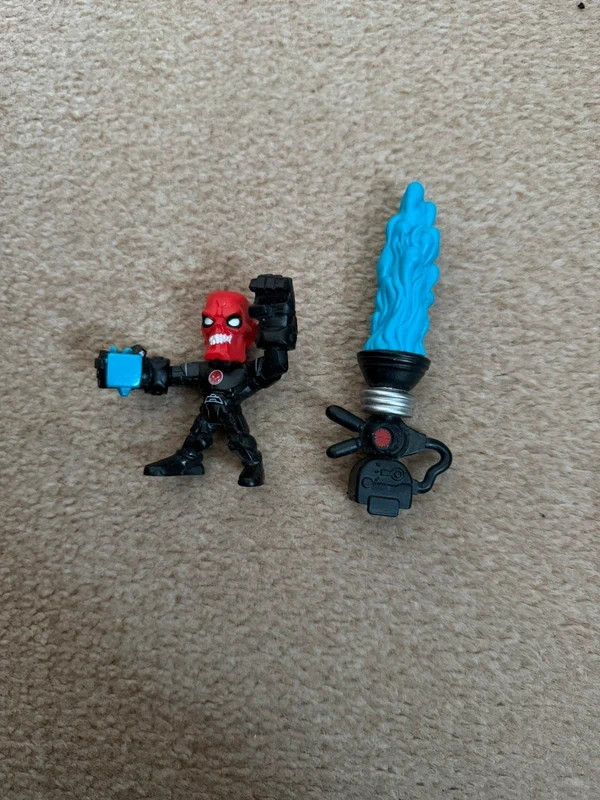 Marvel Avengers Super Hero Micro Mashers Figures 9 x Bundle and Accessories