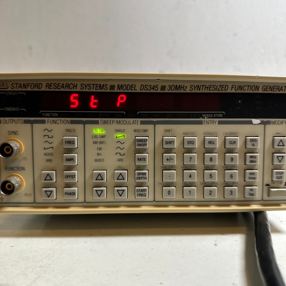 Stanford Research Systems (SRS) DS345 30MHz Synthesized Function Generator