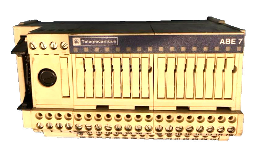 Telemecanique ABE7 CPA21 Analog Module USED.