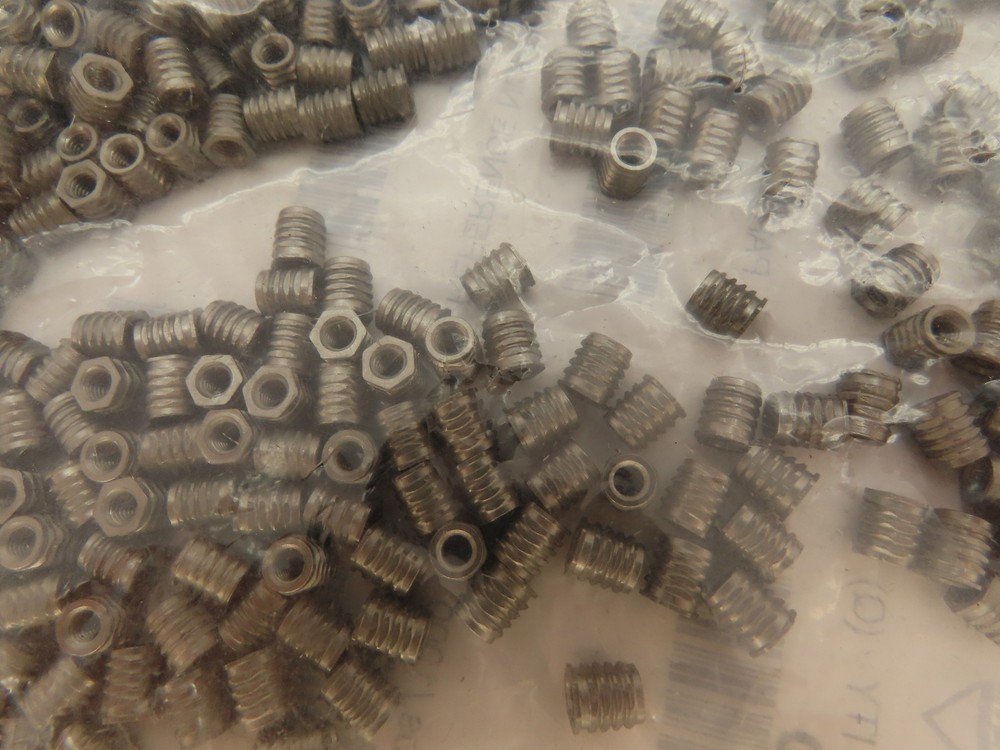 Penn Engineering 1000 Press-in M3x0.5 Stainless Steel Hexagonal Threaded Insert