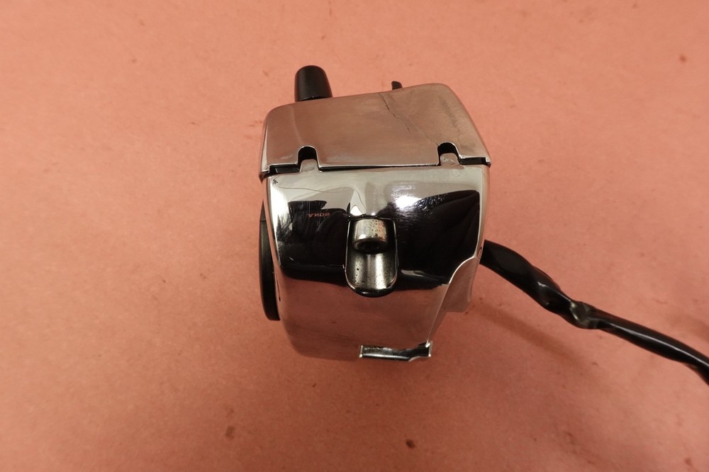 17-24 Harley FLHTCUTG Tri Glide Ultra Left Control Headlight Switch