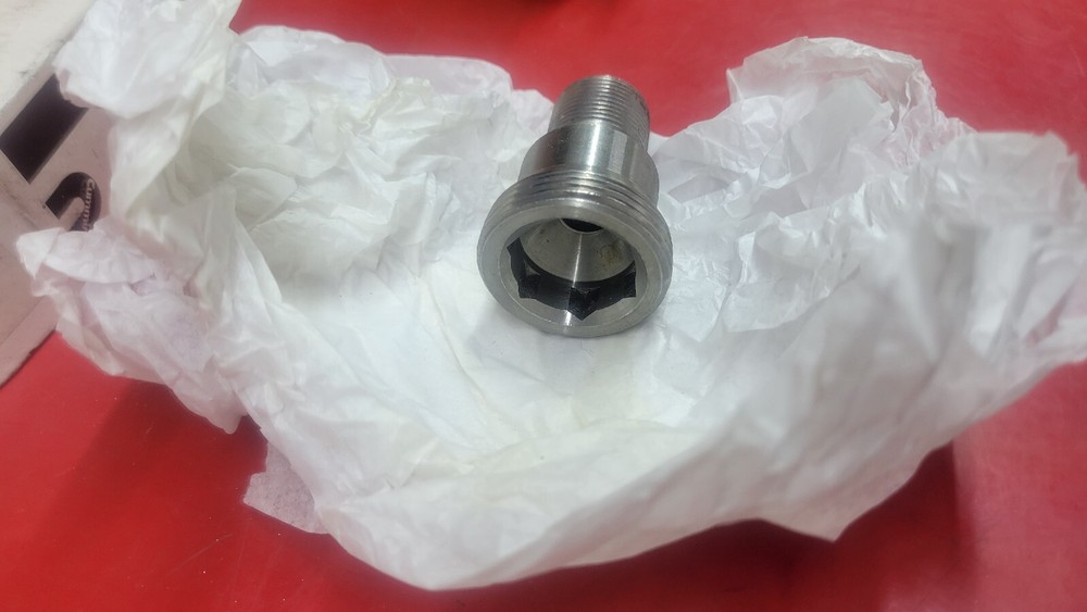 3680293 GENUINE CUMMINS FILTER HEAD ADAPTER NOS