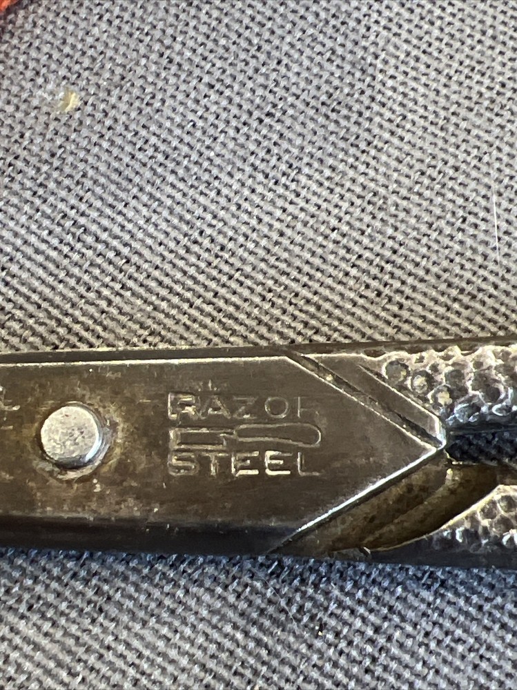 VINTAGE- BARBER'S SET- INCLUDES ORIGINAL HAND OSTER CLIPPER BOKER SCISSORS