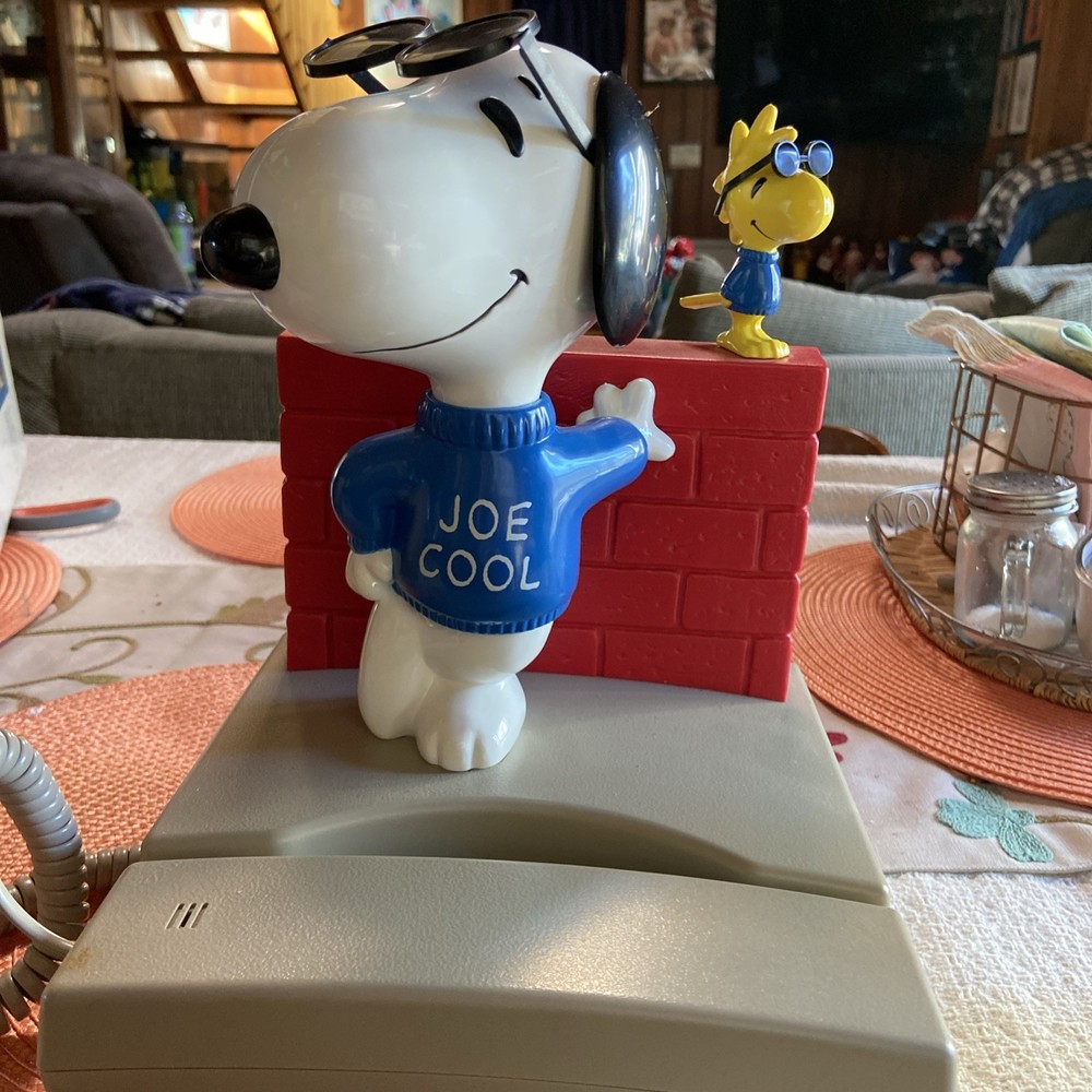 Snoopy Phone