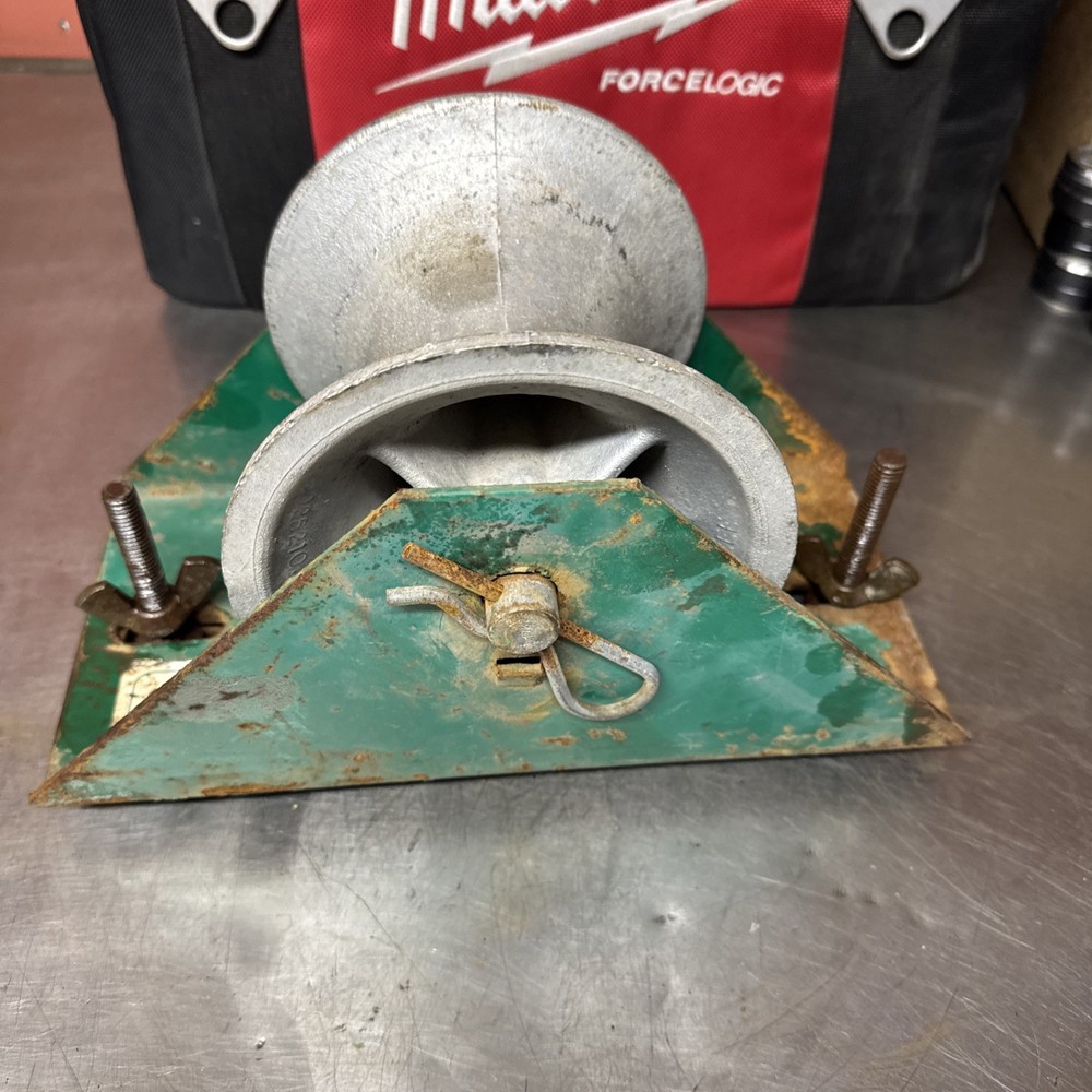 Greenlee 658 Tray Type Sheave W