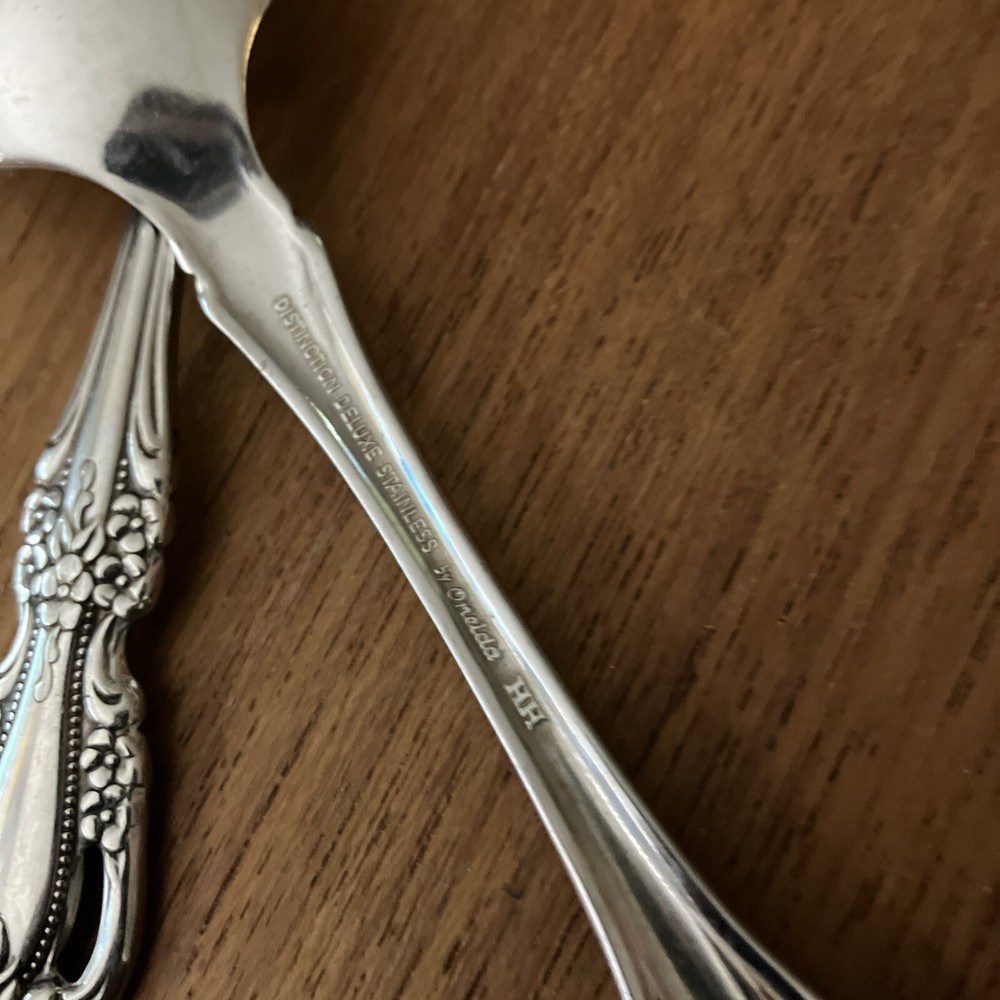 Oneida Stainless Steel Raphael Pierced Pie/Cake Server & Slotted Pierced Spoon