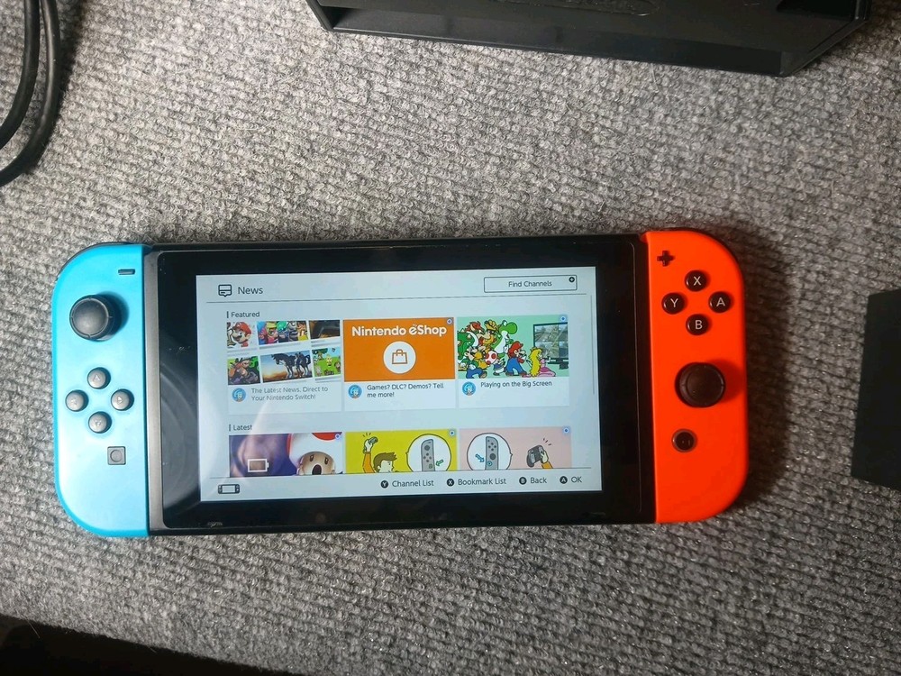 Nintendo Switch Console Neon HAC-001 w/Dock + HDMI