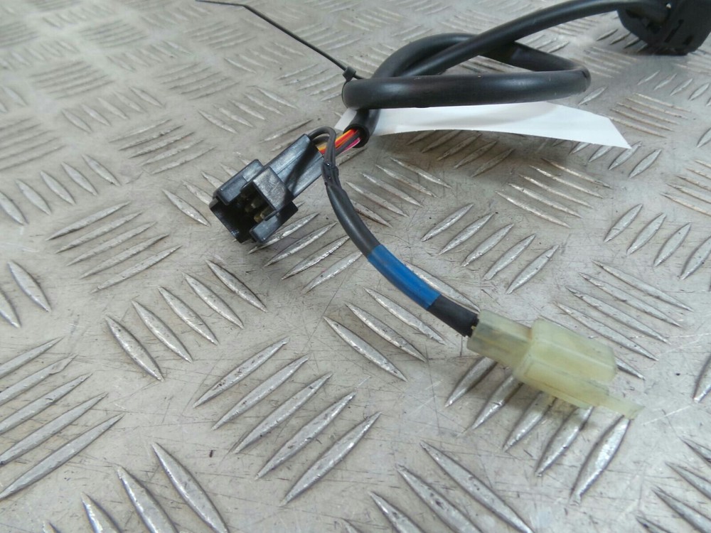 2012 TRIUMPH SPEED TRIPLE 1050 R RIGHT SWITCH GEAR