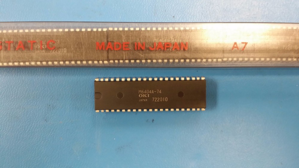 (1 PC) MSM6404A-27 OKI 4-BIT, MROM, MICROCONTROLLER, PDIP42