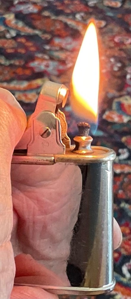 Vintage Ronson Whirlwind Petrol Lighter / Serviced.