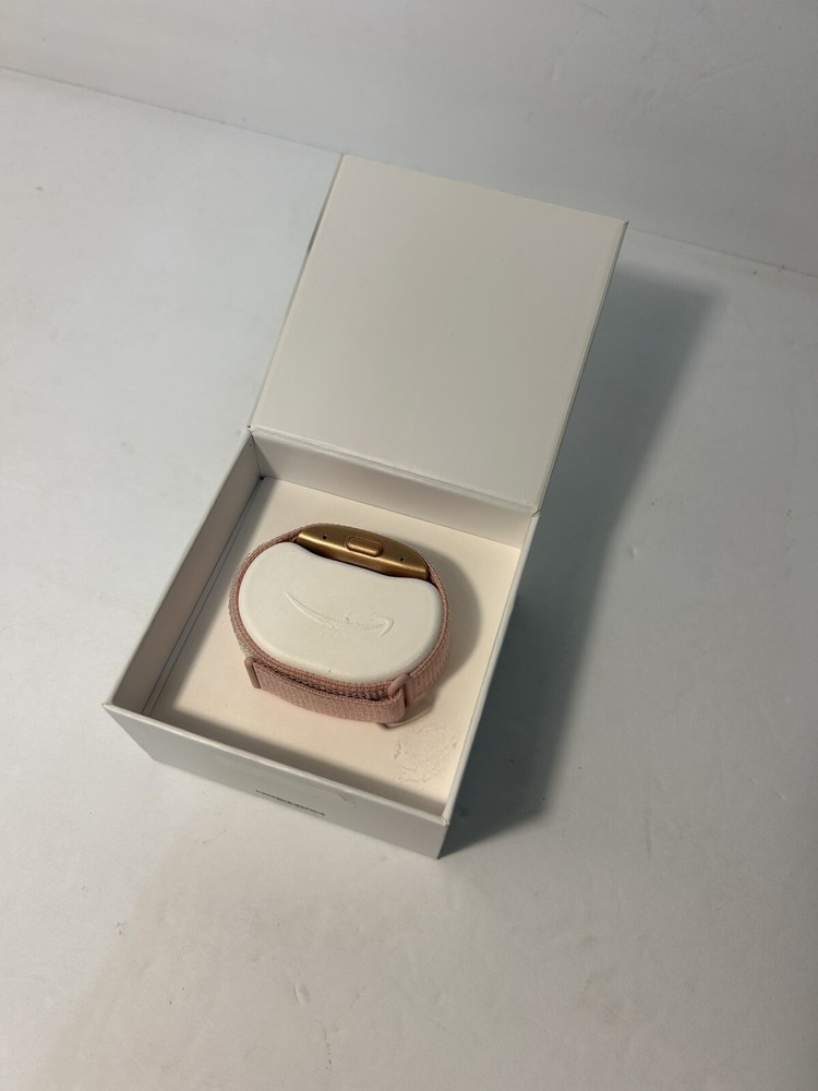 Amazon Halo Band Activity Tracker - Blush/Rose Gold, Medium Plus FREE Sport Band