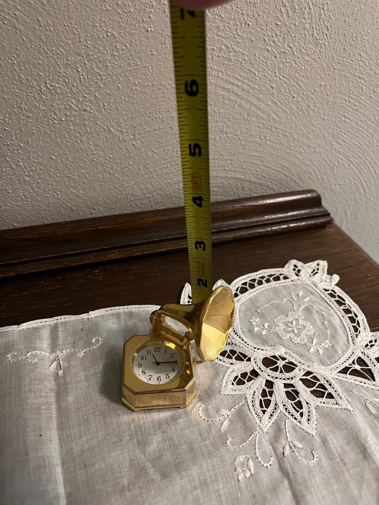 Miniature Gramophone Novelty Clock