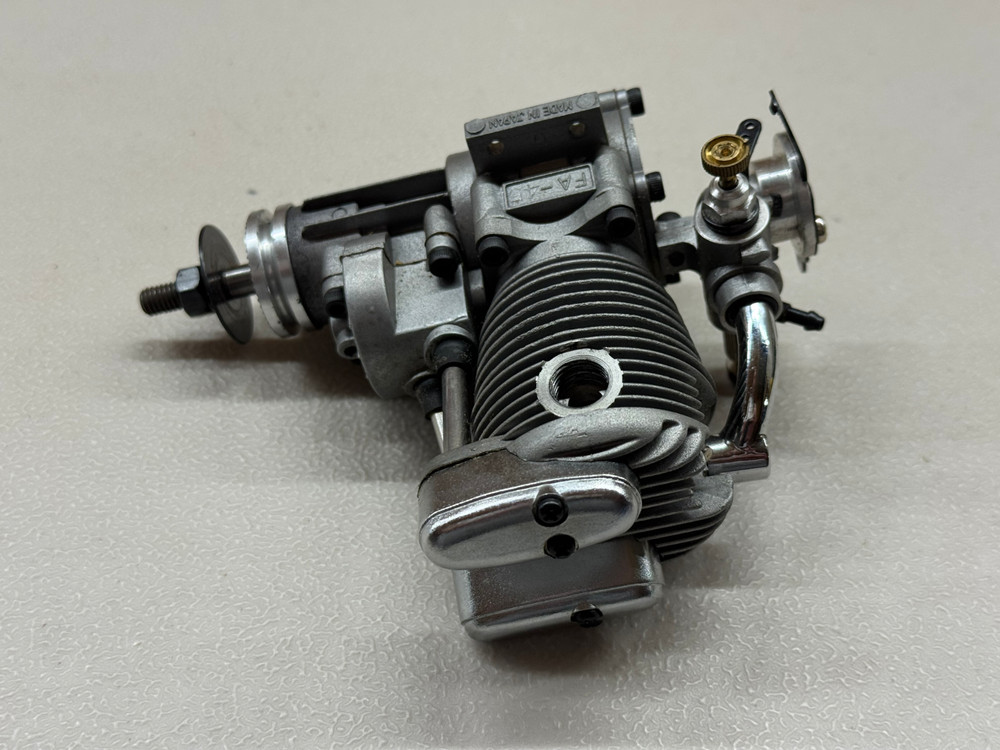 Saito FA-45 Four Stroke Hemi-Head RC Airplane Engine
