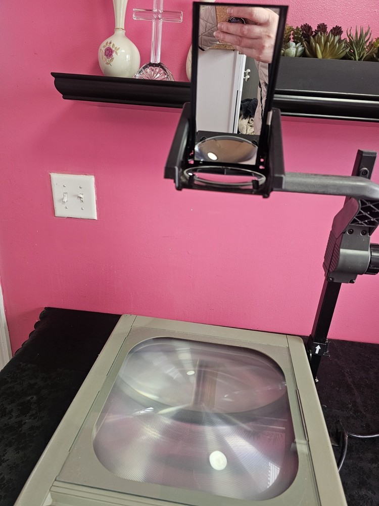 3M 9050 Overhead Projector - Working, Tested - See Photos
