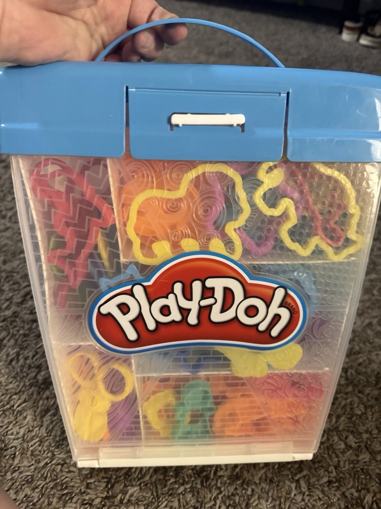 Play-Doh Carrying Case With 49 Accessories