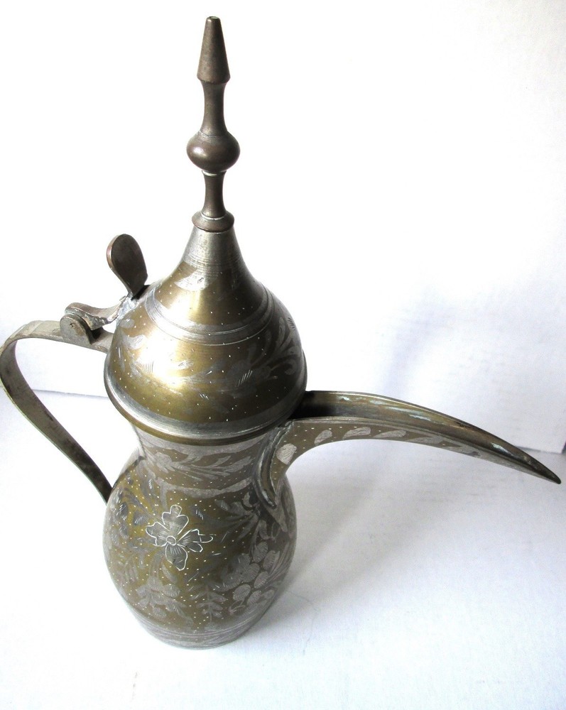 MID EAST COFFEE SET: POT & CUPS