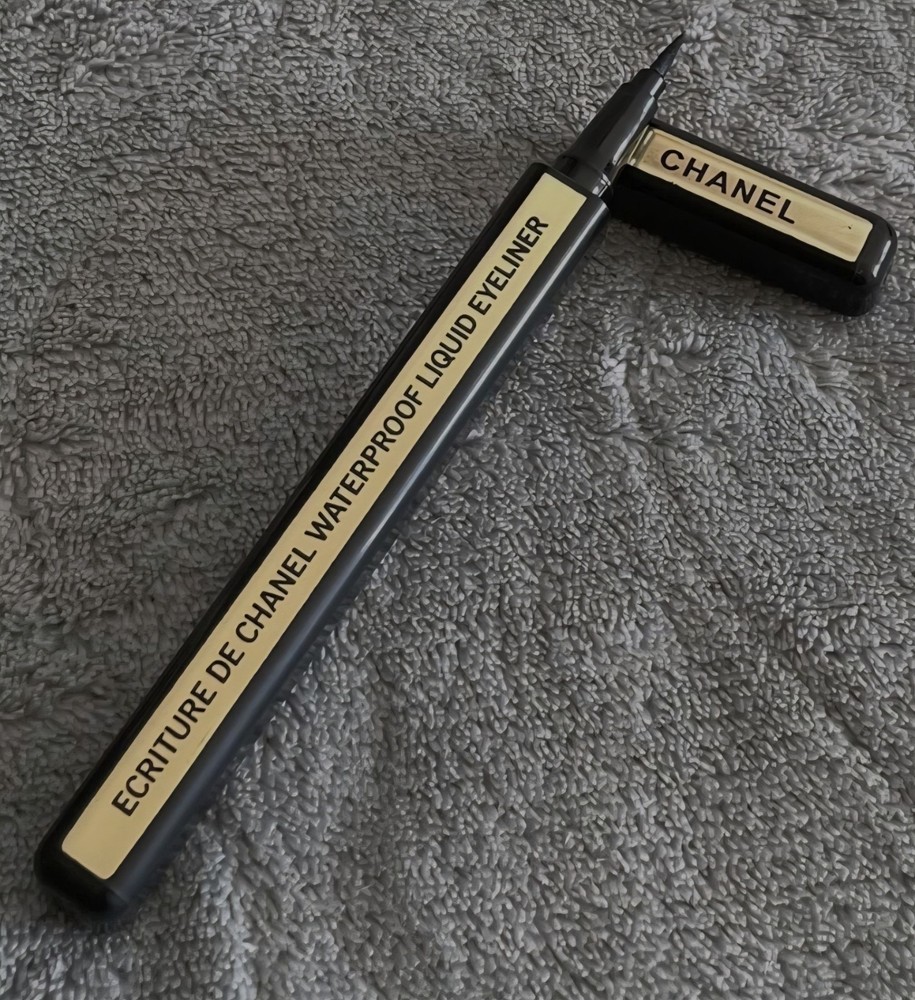 CHANEL Ecriture de CHANEL Automatic Liquid Eyeliner #10 Black