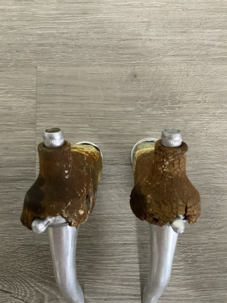 BALILLA BRAKE LEVERS NON-AERO CABLE STOPS/ADJUSTORS
