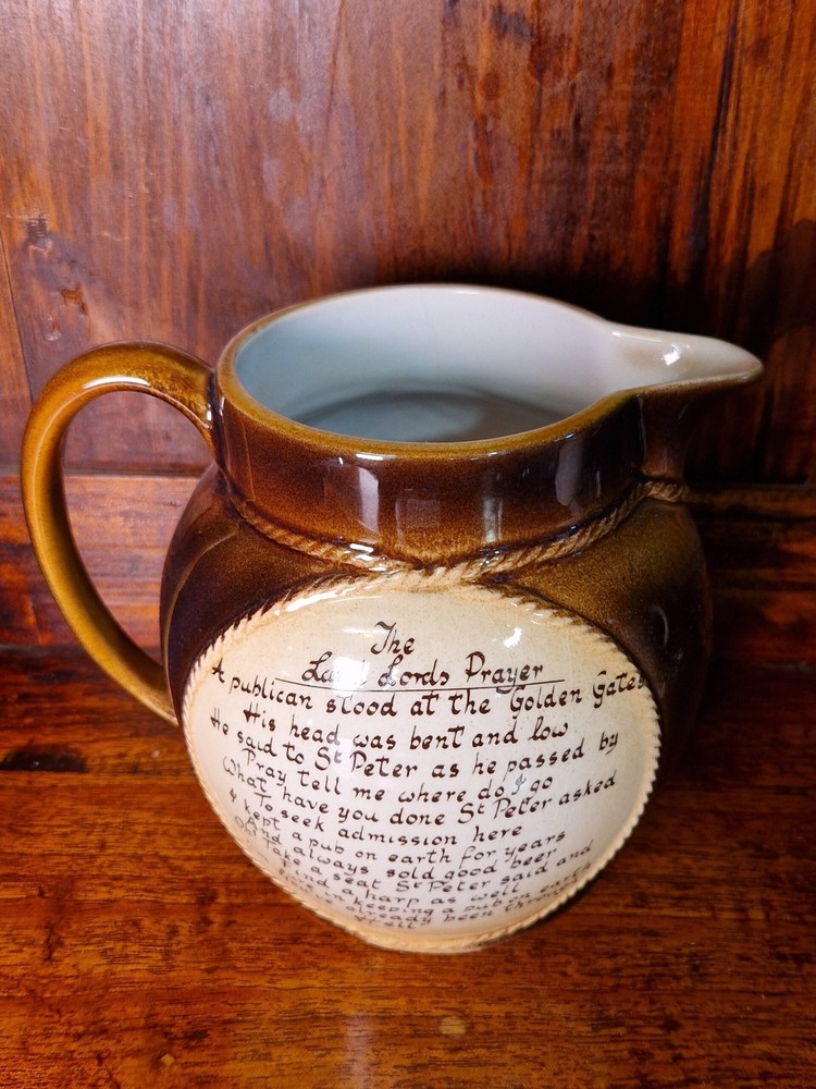 J and J Ceramic Jug [w756]