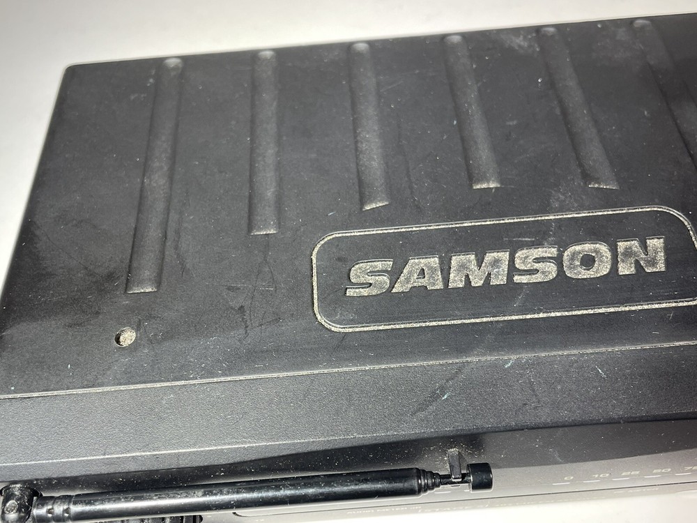 Samson VHF FM Receiver ONLY Stage 5 Model SR5 no cords