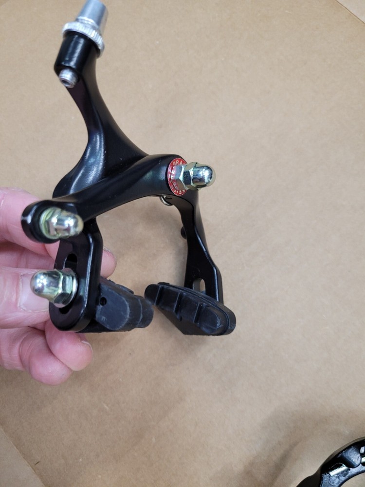 Bolt-on Side Pull Road Brake Calipers