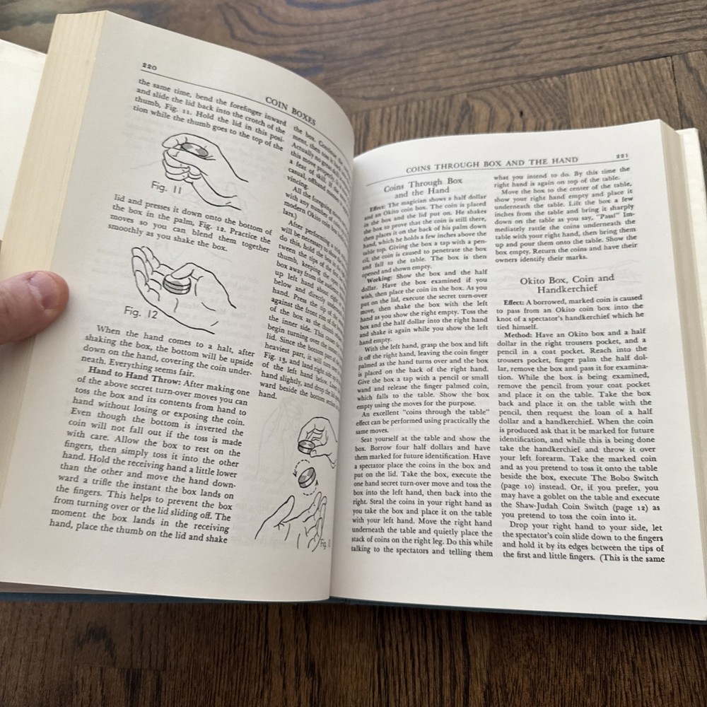 Modern Coin Magic Bobo, J.B. 1987 HC DJ Magic Book