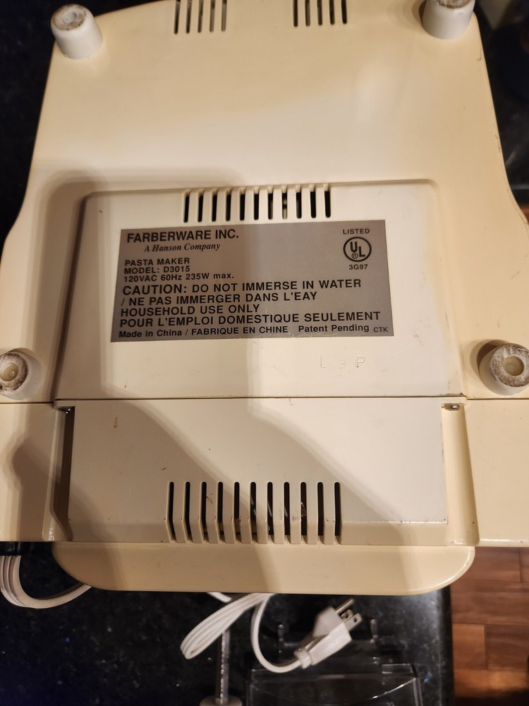 Farberware Noodle Pasta Maker Pro D3015 Machine