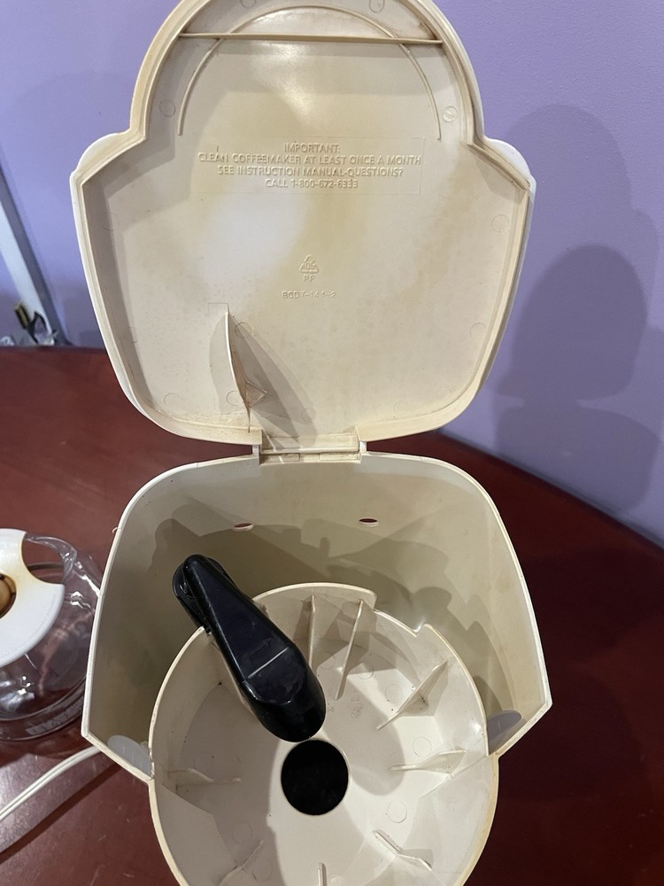 mr. coffee 12-cup programmable coffee maker, White