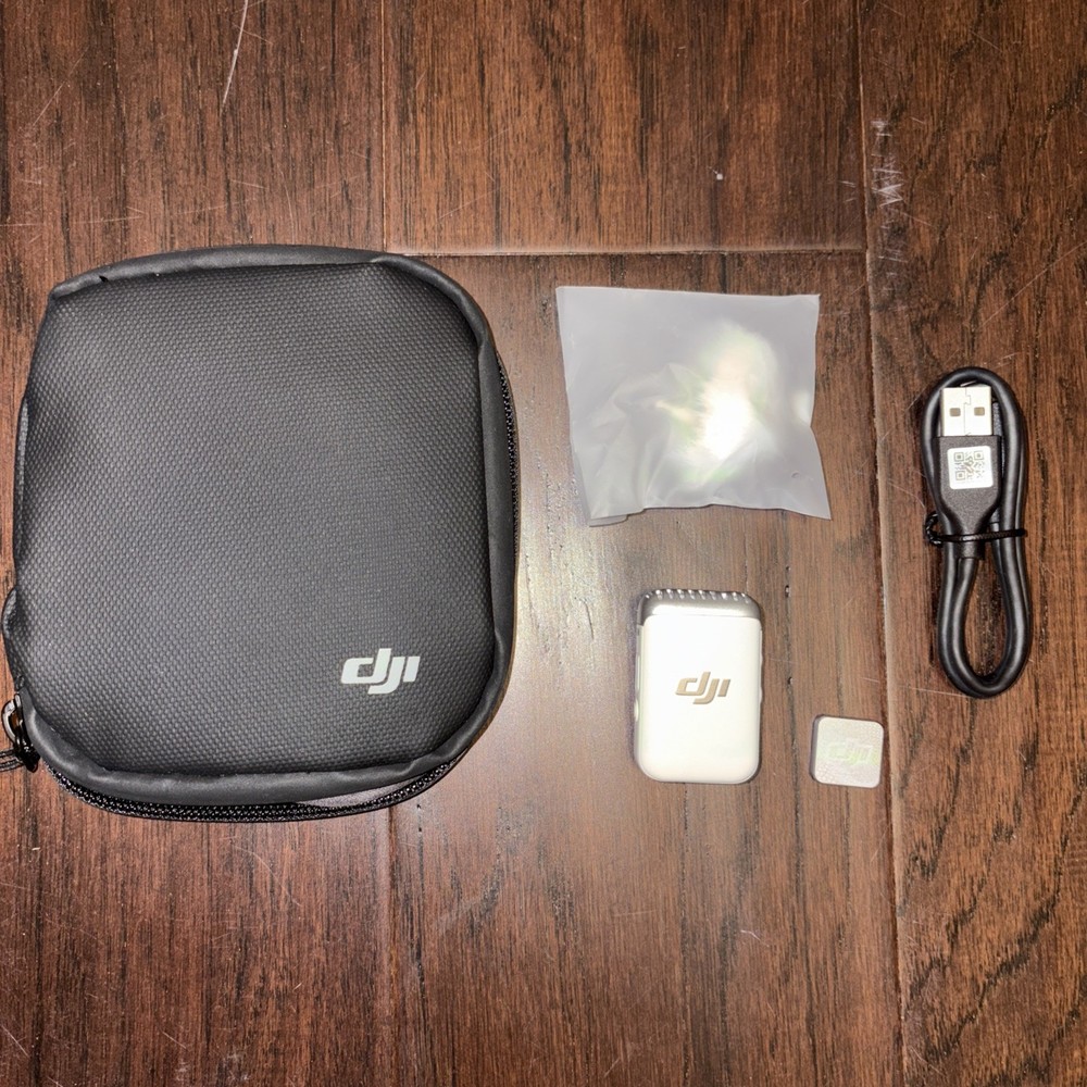 DJI Mic 2 with Case (Pearl White)