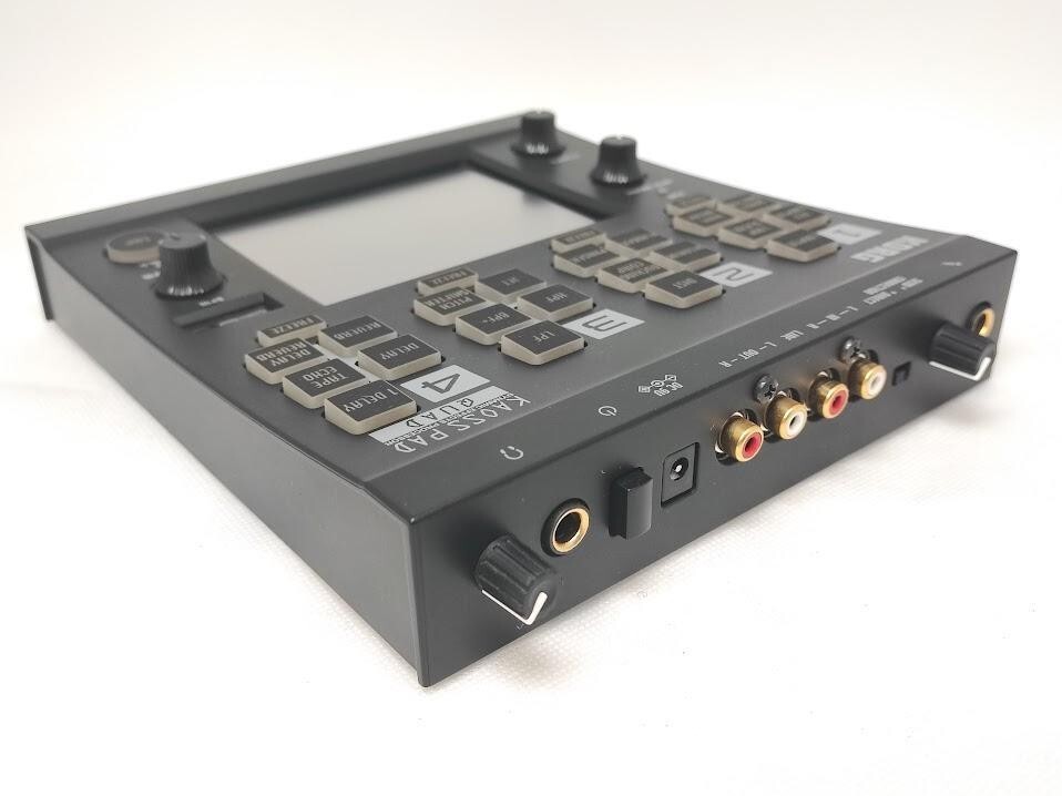 Korg Kaoss Pad Quad Dynamic Effect Processor Sampler with adapter