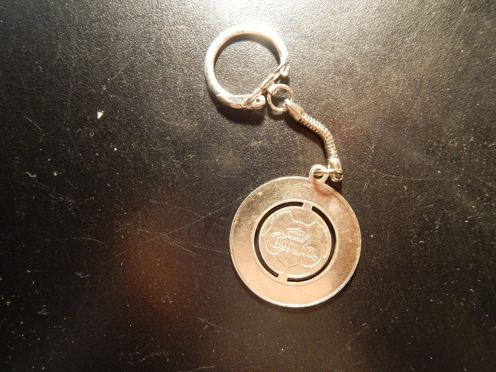 Vintage Corona Keychain - Very Nice- zz599udc