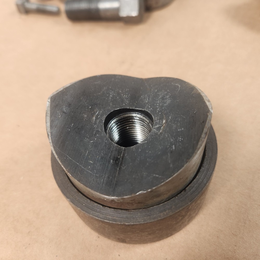 Greenlee Knockout Punches 1/2 - 2 Inch 735 737